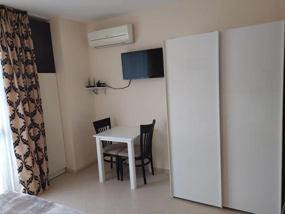 Destination Bulgaria 2000 Cascadas Private Summer Family Apartments Sunny Beach